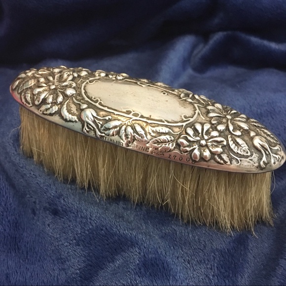 Mauser Pre 1903 Unicorn Sterling Repoussé Brush - Picture 5 of 8